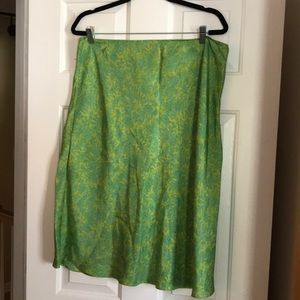 Gap 100% silk slip skirt - size XL